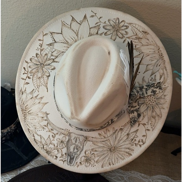 Brand new cream vegan felt fedora, hand burnt, one of a kind! - Picture 1 of 3